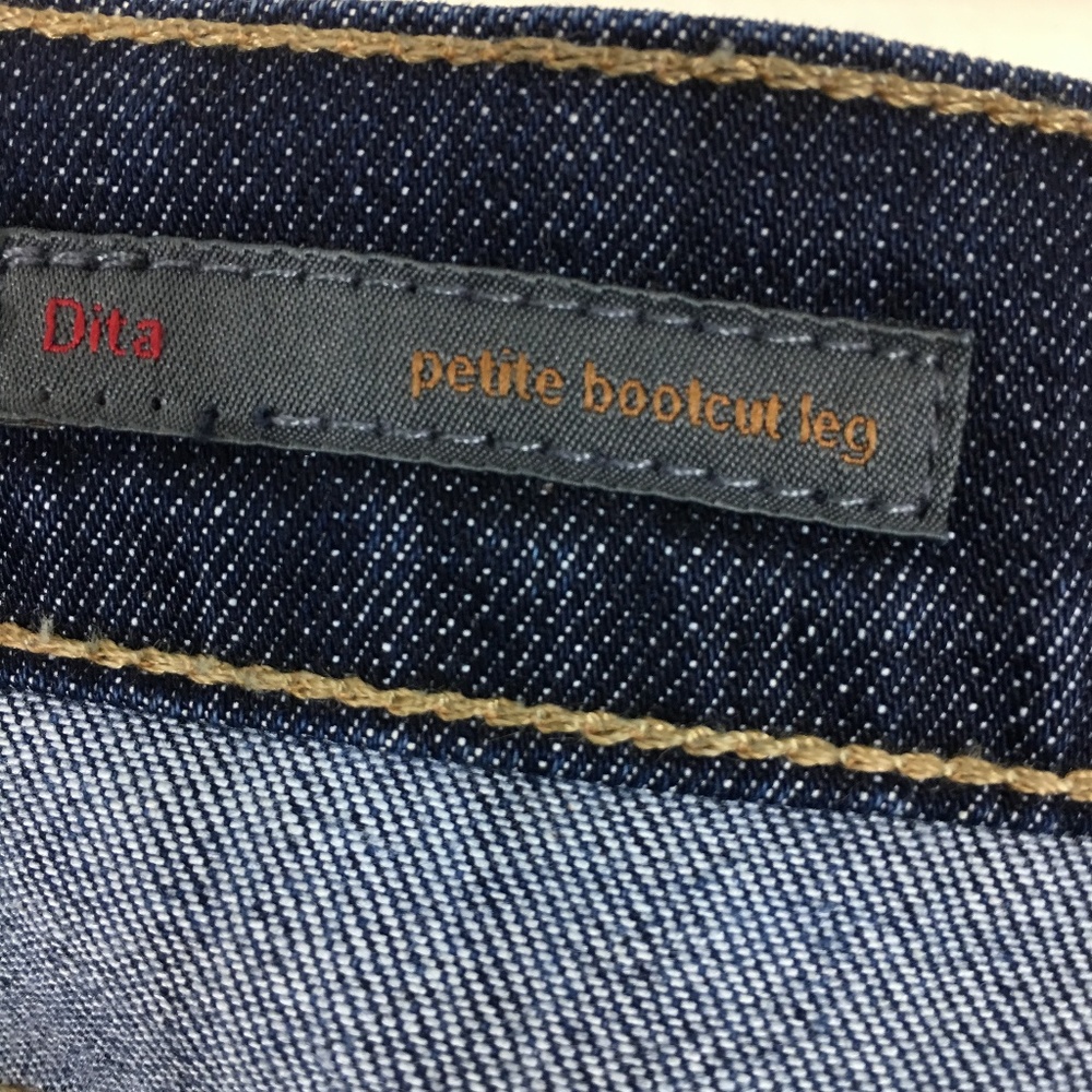 Citizens Of Humanity Dita Petite Bootcut Leg Jeans - Picture 4 of 8